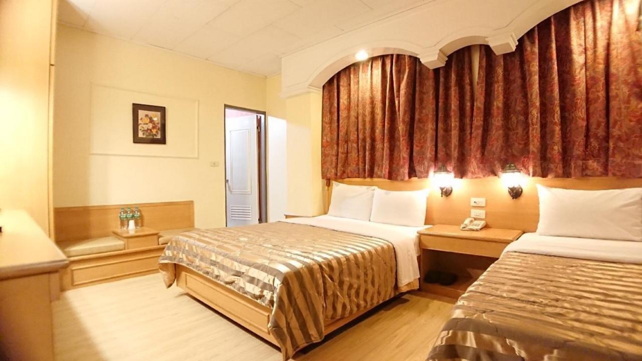 Yes Hotel Chiayi Exterior foto